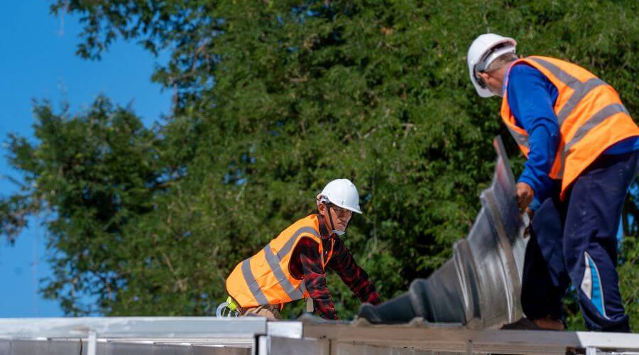 Professional new roof installation services in Tomahawk, KY